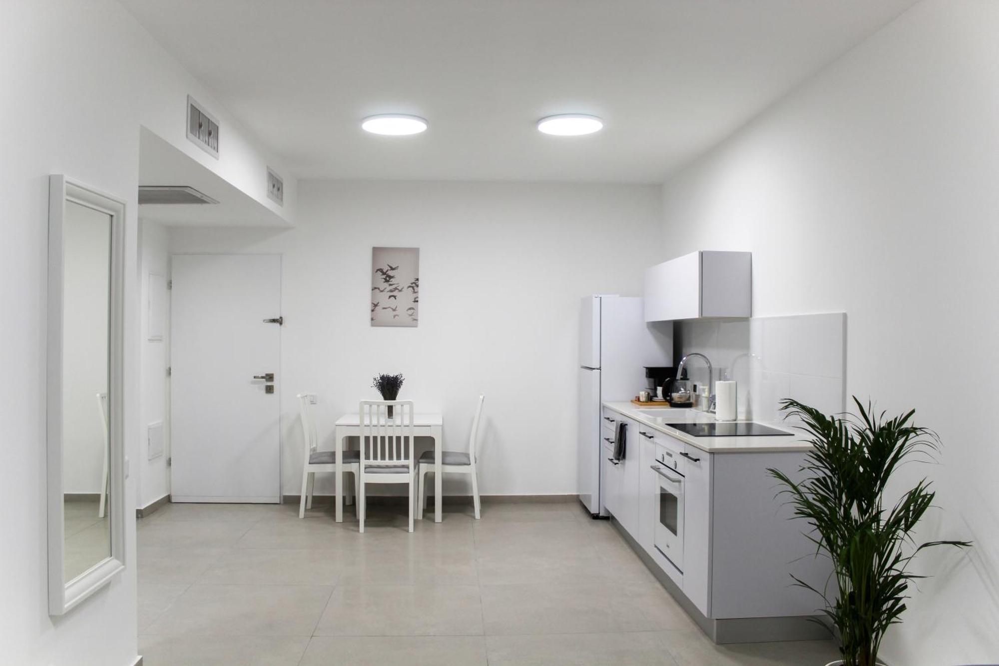 Luxury #67 By Hashdera Apartment